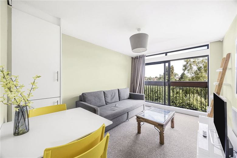 1 bedroom flat, Middle Way, Oxford OX2 - Let Agreed