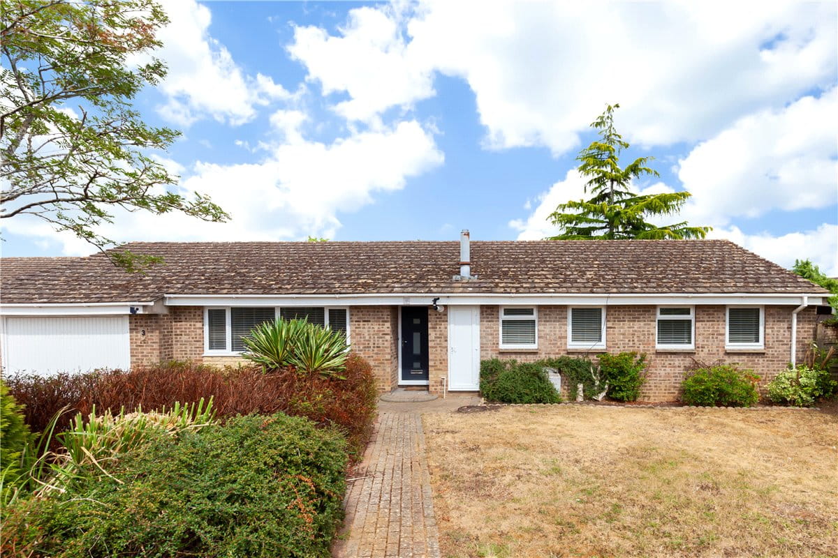 4 bedroom bungalow, Shakespeare Drive, Bicester OX26