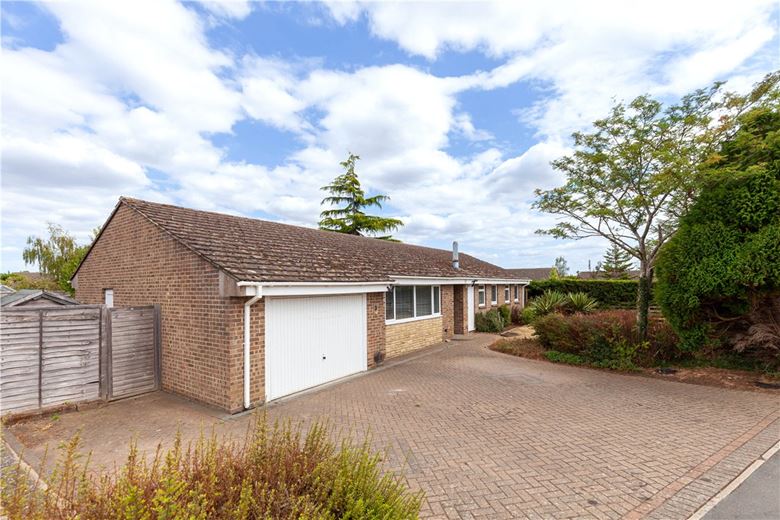 4 bedroom bungalow, Shakespeare Drive, Bicester OX26