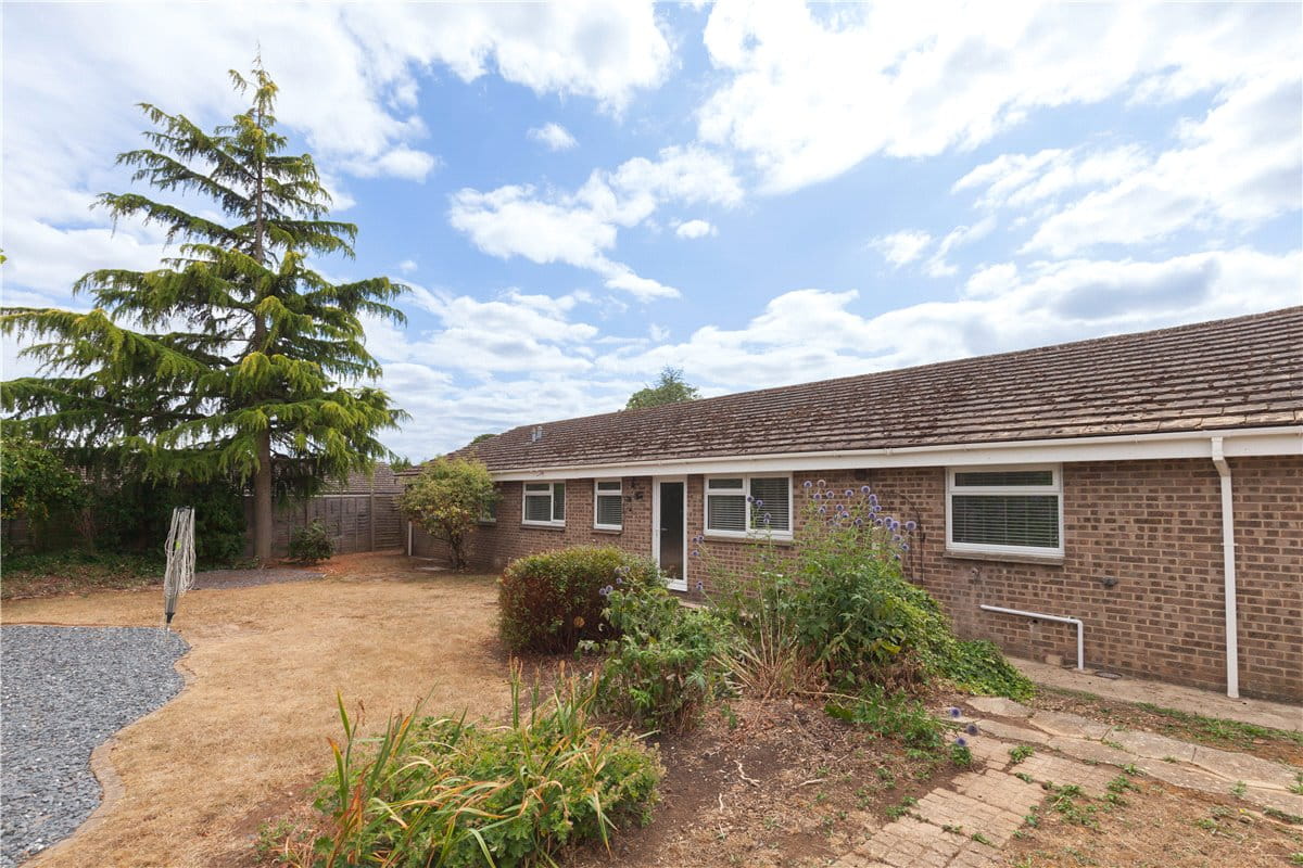 4 bedroom bungalow, Shakespeare Drive, Bicester OX26