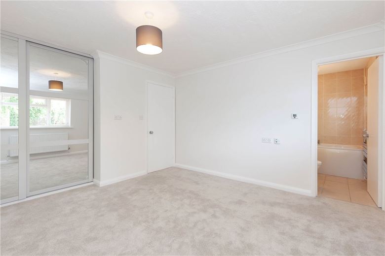 4 bedroom bungalow, Shakespeare Drive, Bicester OX26