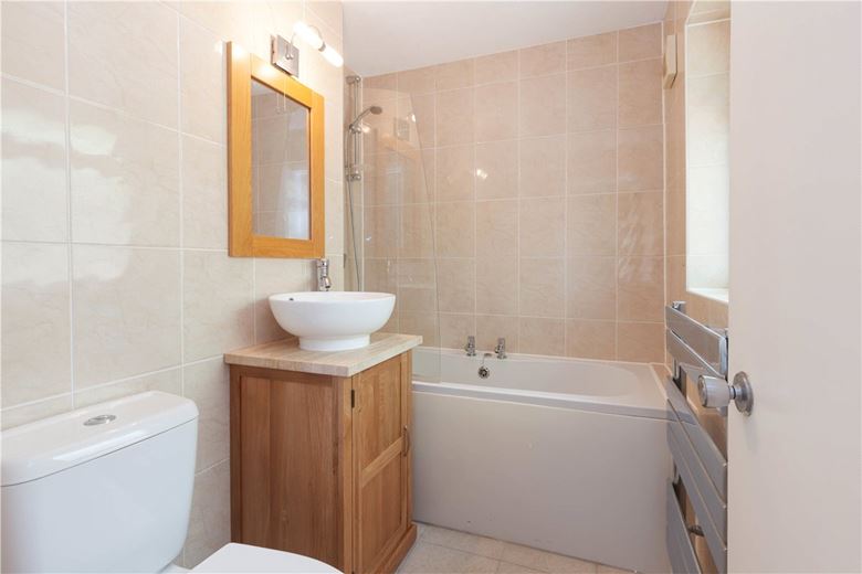 4 bedroom bungalow, Shakespeare Drive, Bicester OX26