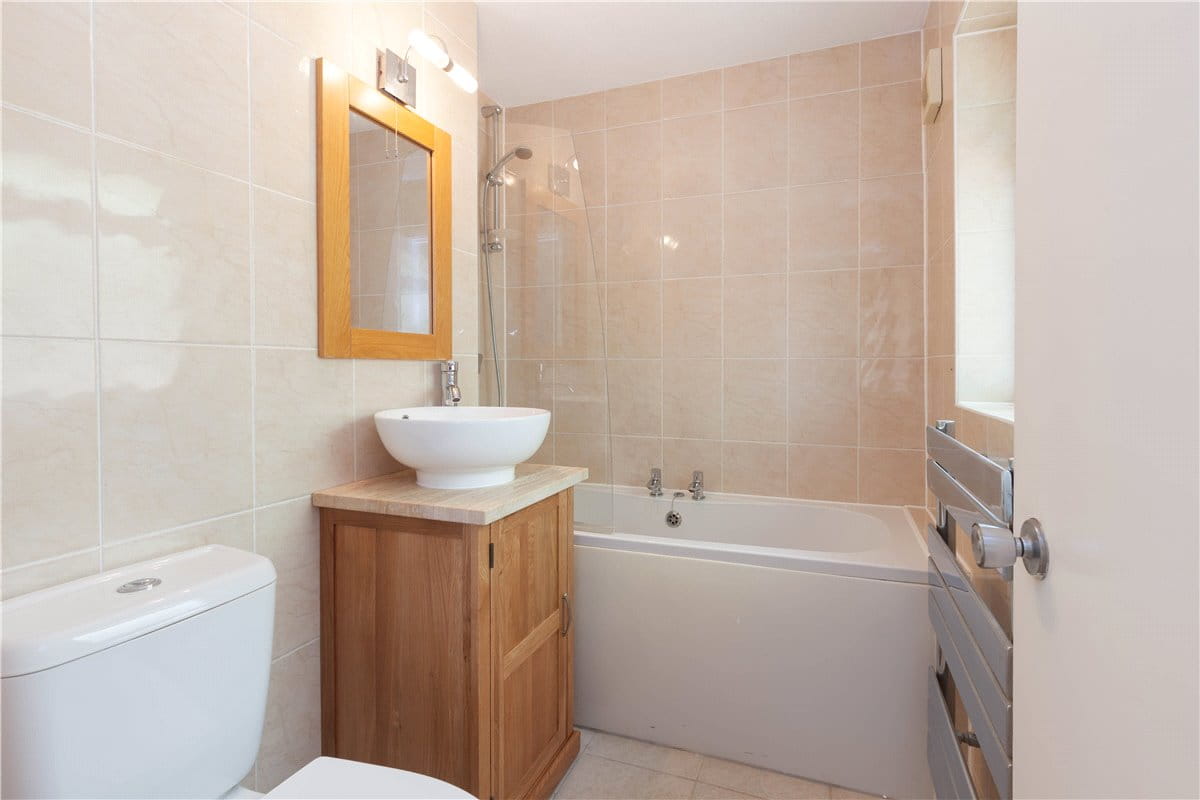 4 bedroom bungalow, Shakespeare Drive, Bicester OX26