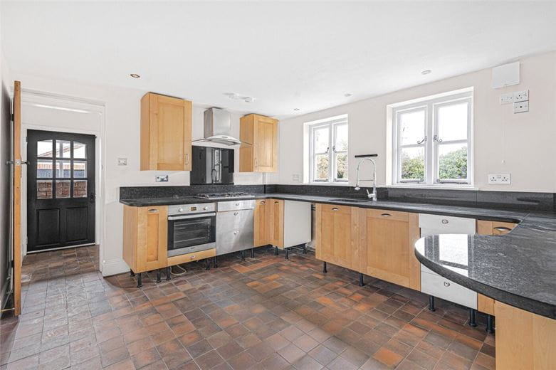 3 bedroom house, Moor Lane, Rugeley WS15 - Let Agreed