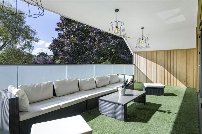 4 bedroom house, New Road, Dinton HP17 - Available