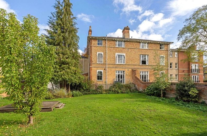 2 bedroom flat, Woodstock Road, Oxford OX2 - Let Agreed