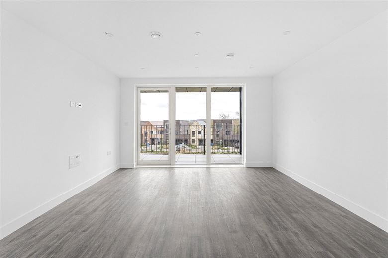 2 bedroom flat, 8 Shillingford House, Munda Way OX2 - Available