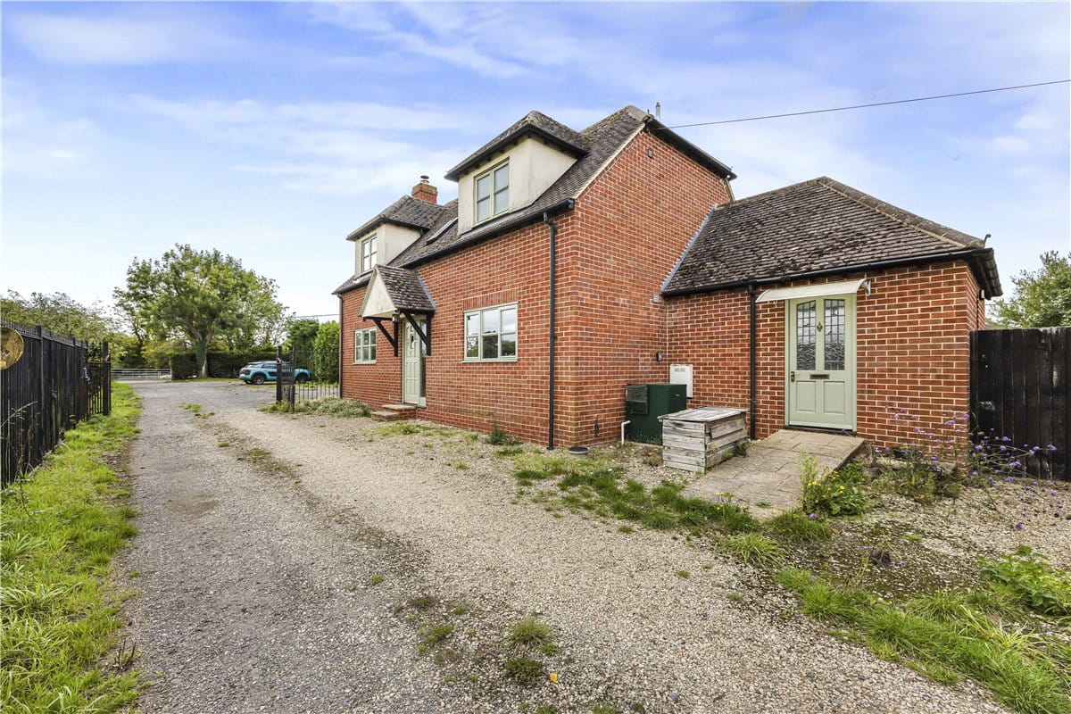 3 bedroom house, Edgeway Road, Marston OX3 - Available