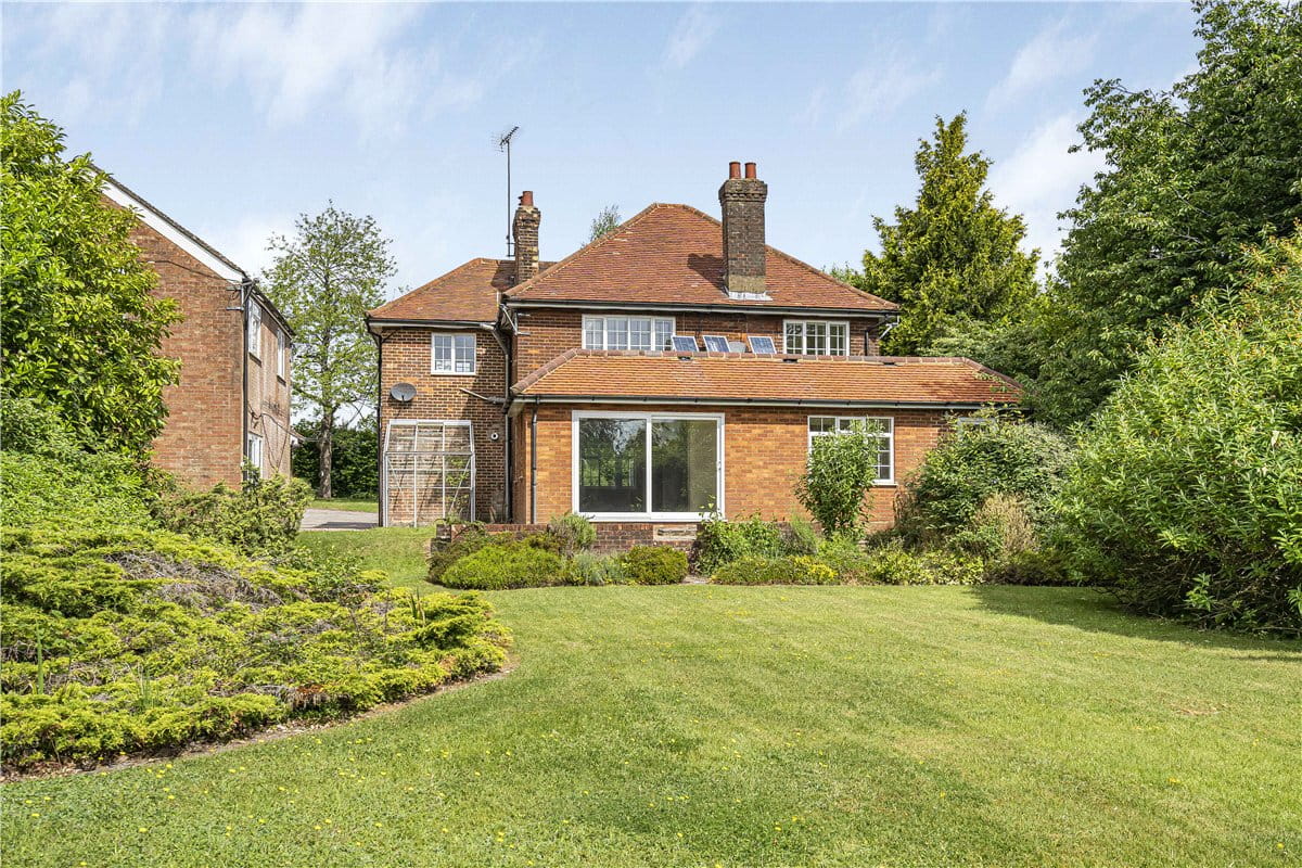 4 bedroom house, Bacombe Lane, Wendover HP22 - Let Agreed