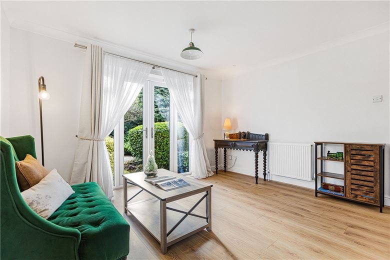 2 bedroom flat, Sunderland Avenue, Oxford OX2 - Available