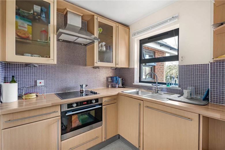 2 bedroom flat, Flat 12, Poets Place, 378 Banbury Road OX2 - Let Agreed