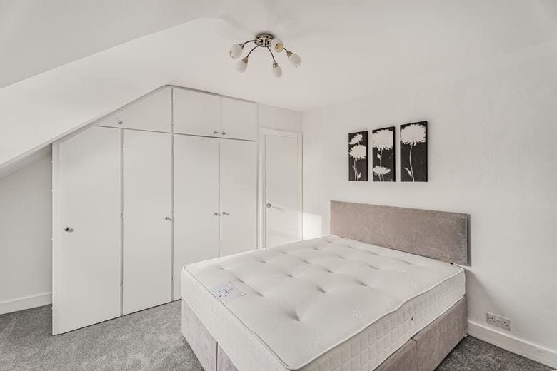 1 bedroom flat, Walton Crescent, Oxford OX1 - Under Offer