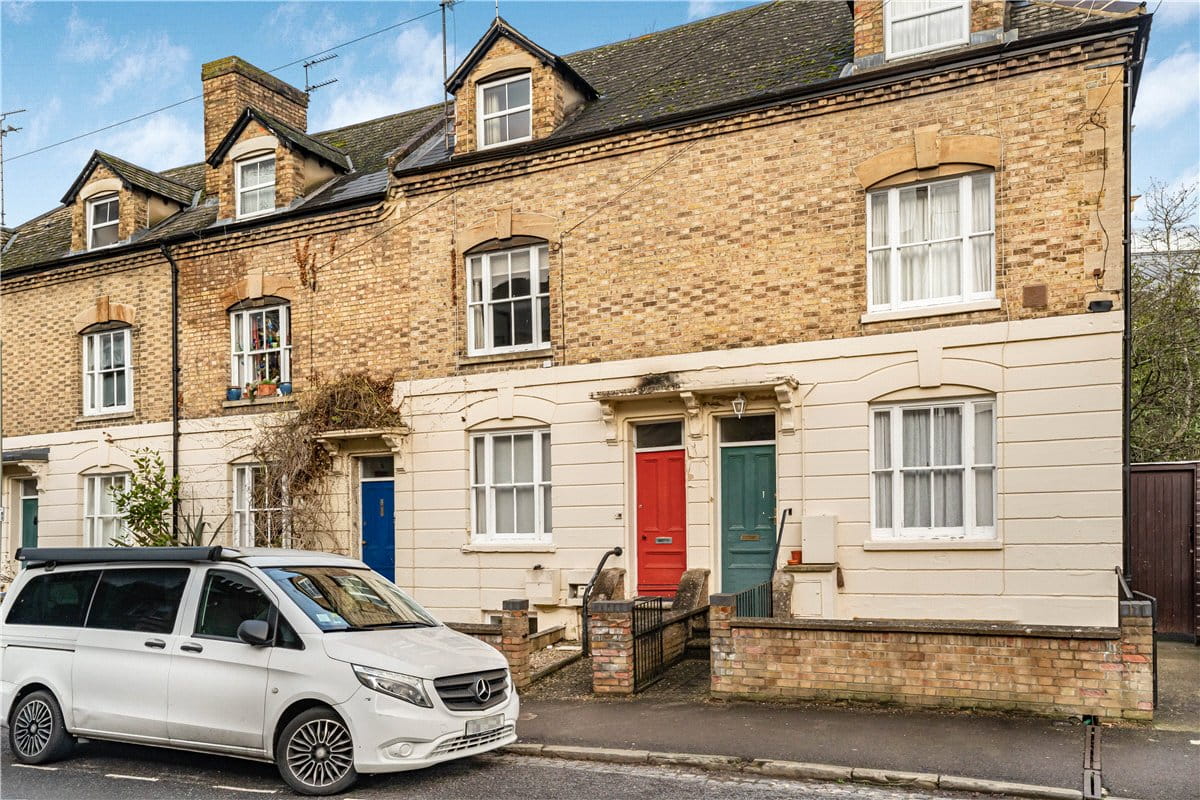 1 bedroom flat, Walton Crescent, Oxford OX1 - Under Offer