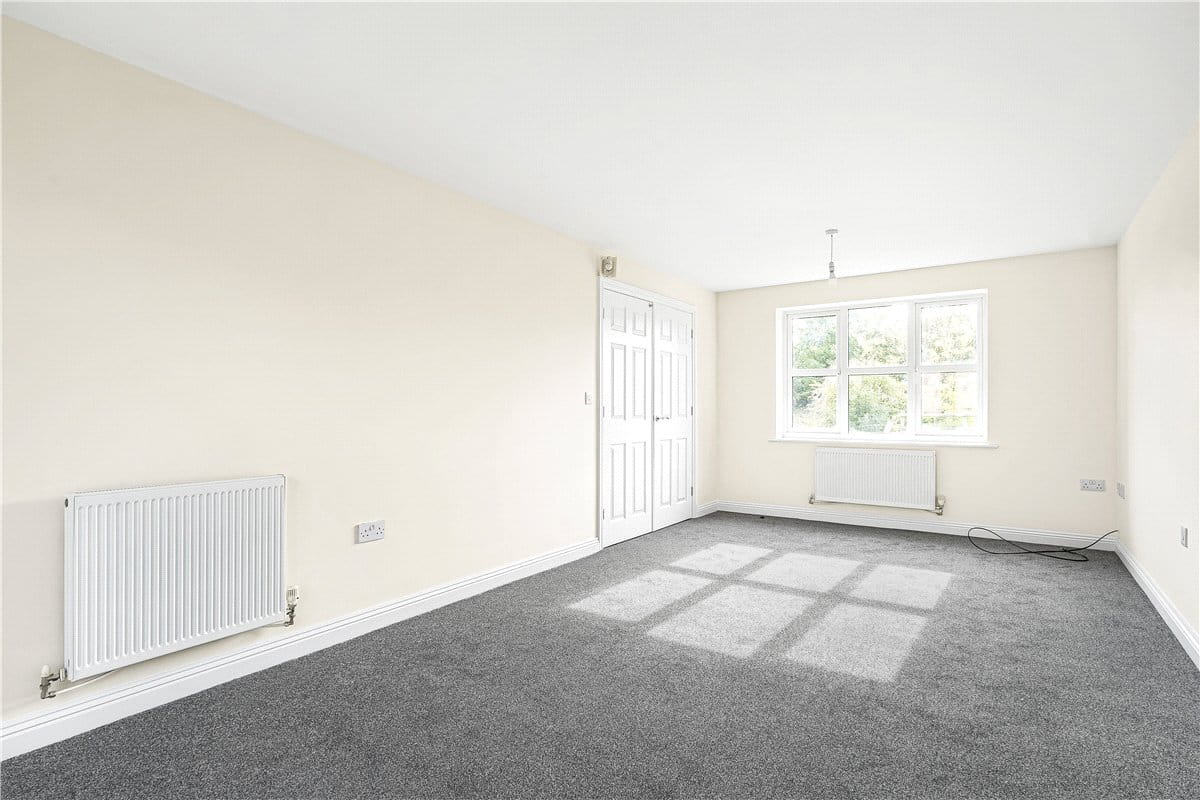 4 bedroom house, Thurgaton Way, Newton DE55 - Available