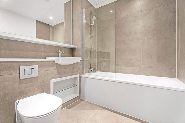 2 bedroom flat, Shillingford House, Munda Way OX2 - Available