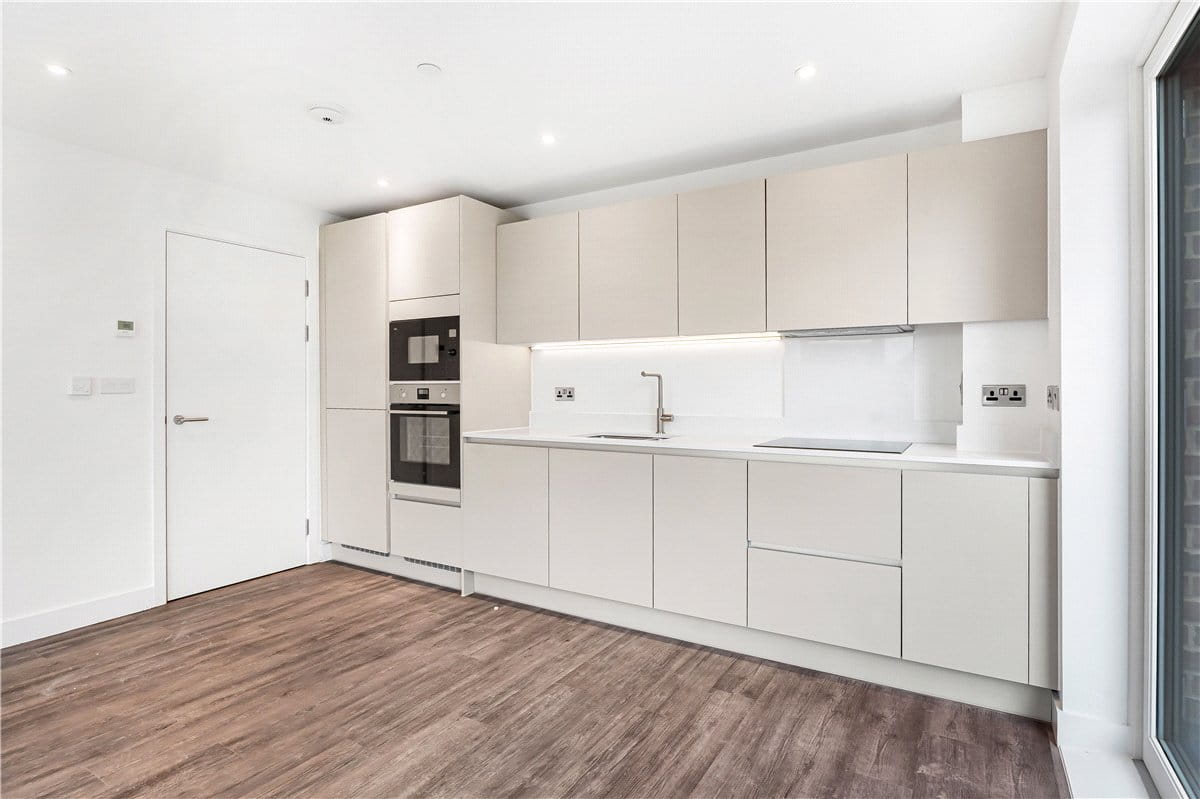 2 bedroom flat, Shillingford House, Munda Way OX2 - Available