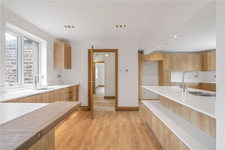 6 bedroom , Skirsgill Lane, Eamont Bridge CA10 - Available