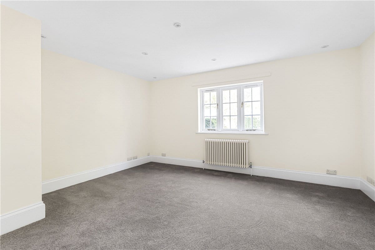 5 bedroom house, Darnford Lane, Lichfield WS14 - Available