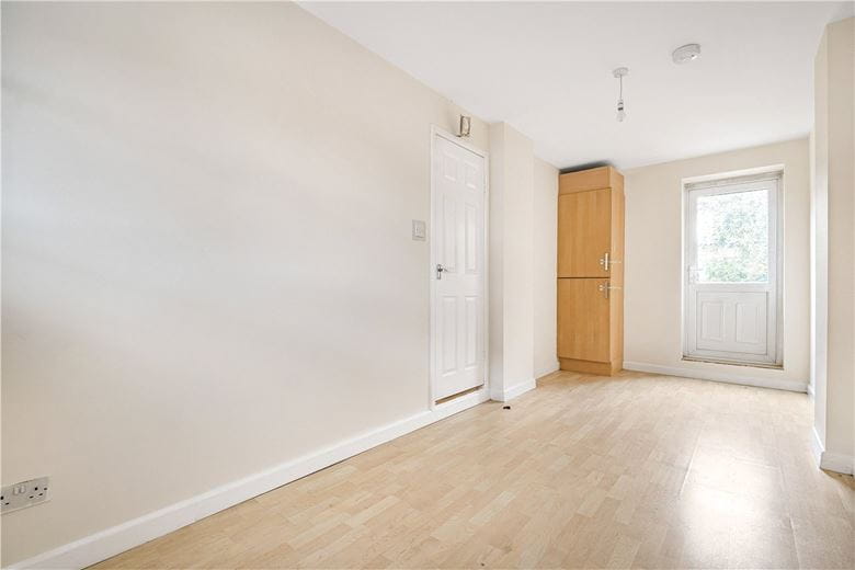 3 bedroom house, Bonsall Street, Long Eaton NG10 - Available