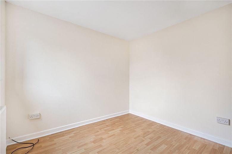 3 bedroom house, Bonsall Street, Long Eaton NG10 - Available