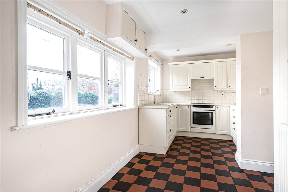 2 bedroom cottage, Great Hampden, Great Missenden HP16 - Available