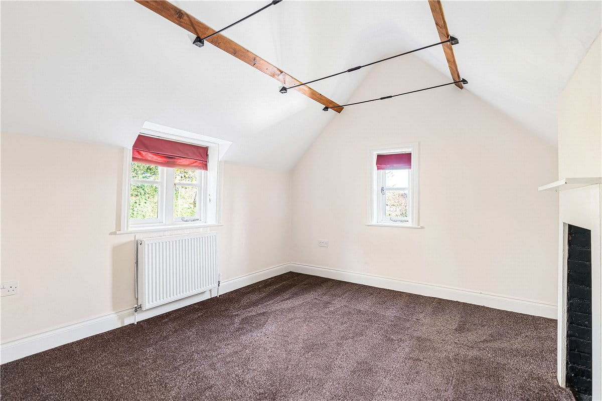 2 bedroom cottage, Great Hampden, Great Missenden HP16 - Available