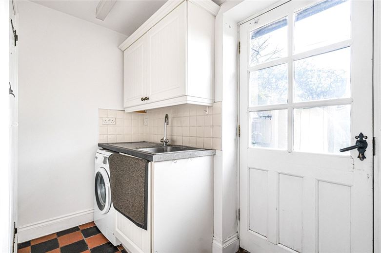 2 bedroom cottage, Great Hampden, Great Missenden HP16 - Available