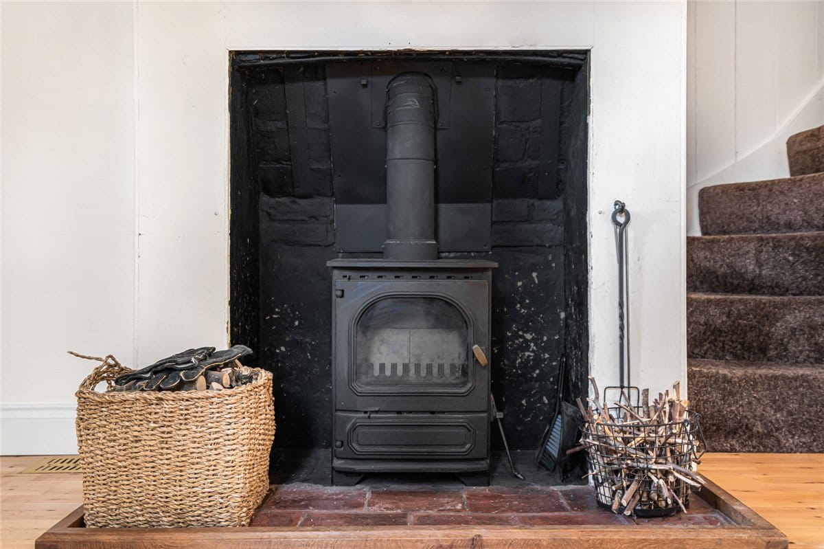 2 bedroom cottage, Great Hampden, Great Missenden HP16 - Available