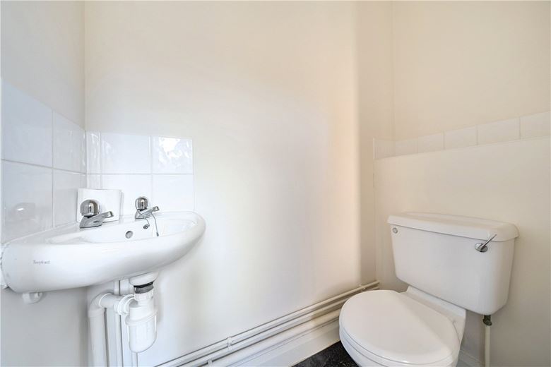 2 bedroom house, Thornfield Square, Long Eaton NG10 - Available