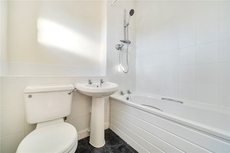 2 bedroom house, Thornfield Square, Long Eaton NG10 - Available