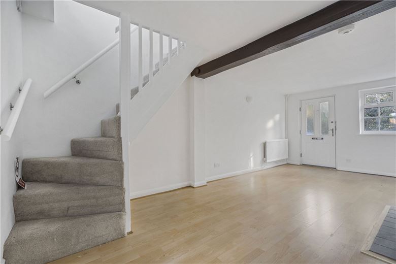 2 bedroom house, Ellesborough Road, Wendover HP22 - Available