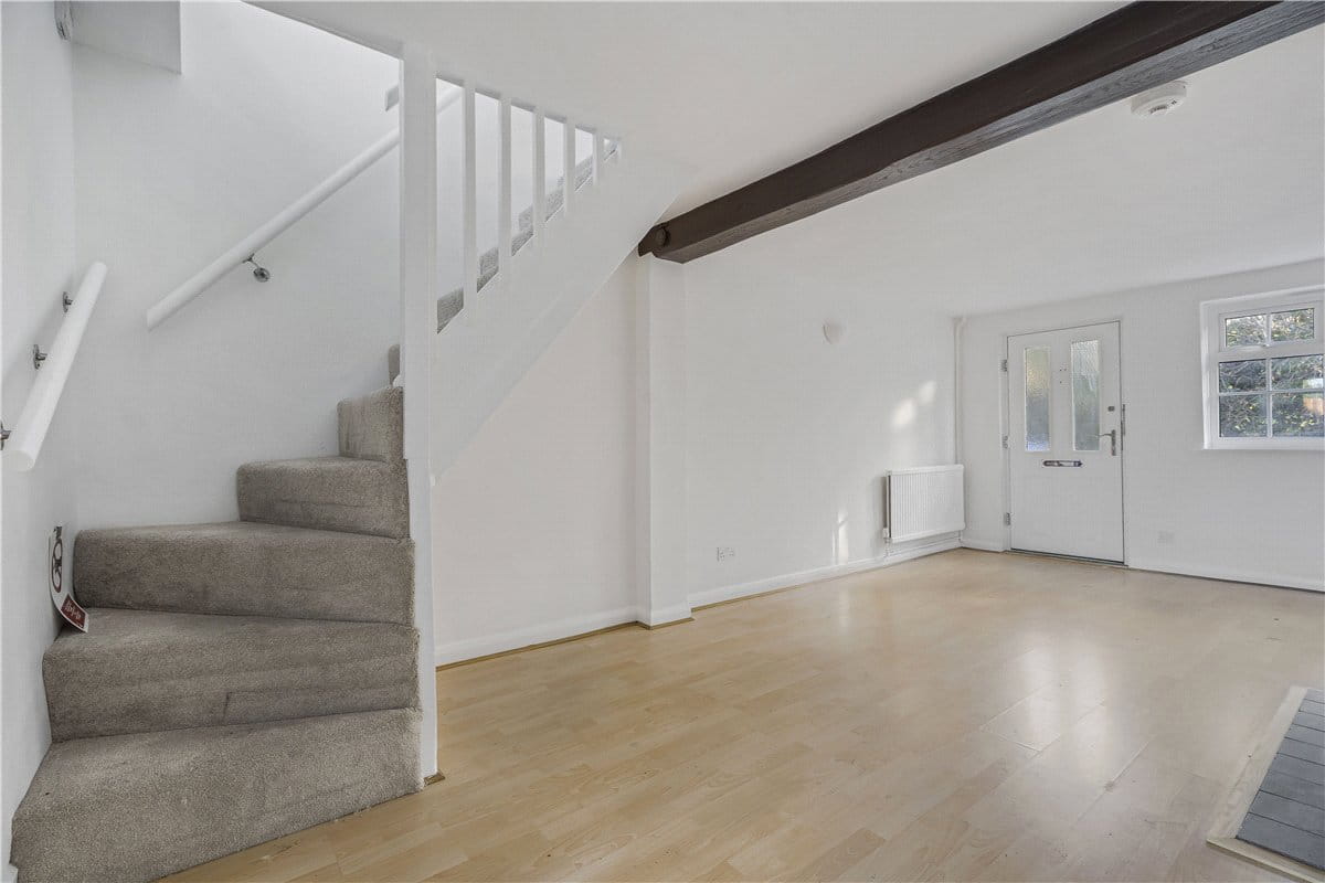 2 bedroom house, Ellesborough Road, Wendover HP22 - Available