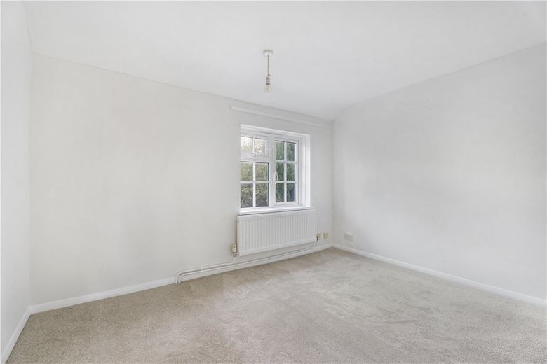 2 bedroom house, Ellesborough Road, Wendover HP22 - Available