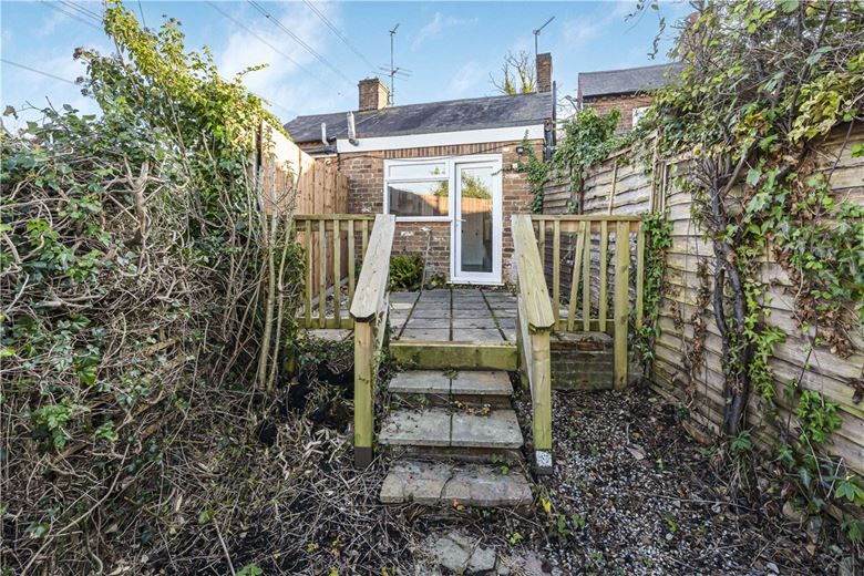 2 bedroom house, Ellesborough Road, Wendover HP22 - Available