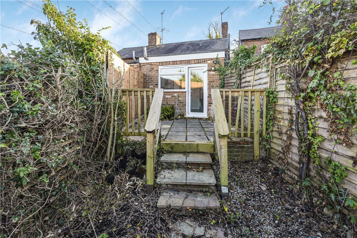 2 bedroom house, Ellesborough Road, Wendover HP22 - Available