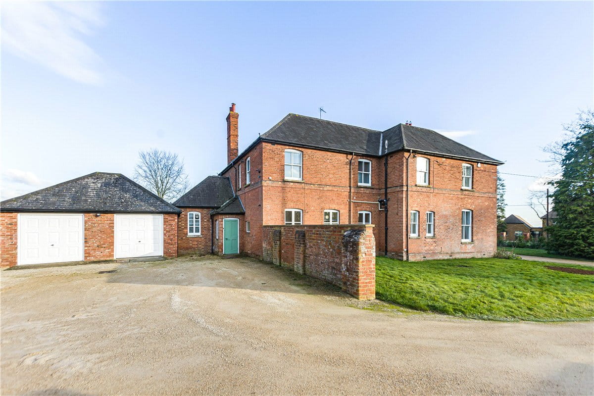 5 bedroom house, Clifton Road, Deddington OX15 - Available
