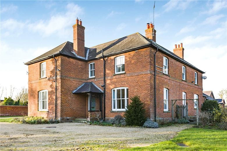 5 bedroom house, Clifton Road, Deddington OX15 - Available