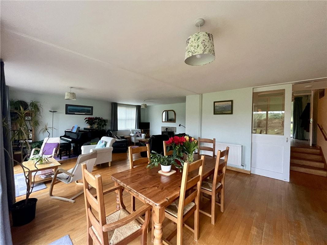 4 bedroom house, Enstone Road, Westcote Barton OX7 - Available