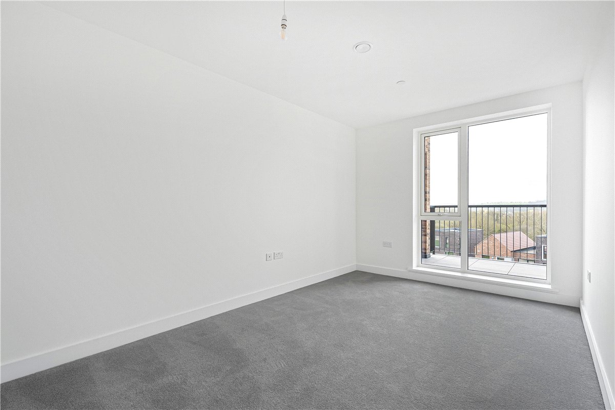 3 bedroom flat, Munda Way, Oxford OX2 - Available