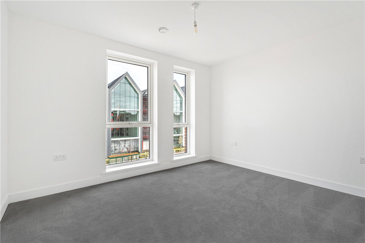 3 bedroom flat, Munda Way, Oxford OX2 - Available