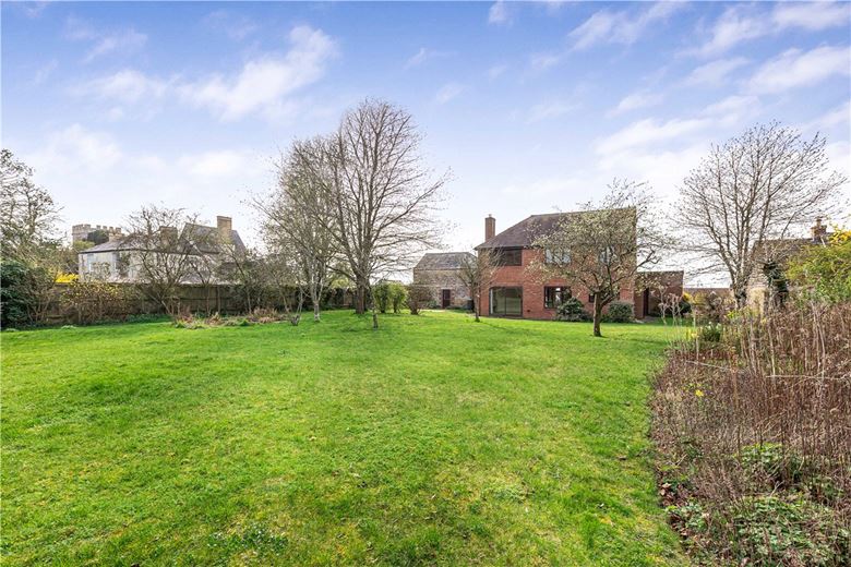 4 bedroom house, Great Coxwell, Faringdon SN7 - Available