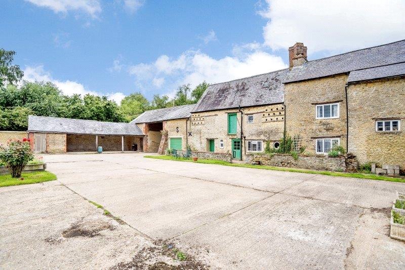 9.5 acres Farm, Main Street, Fringford OX27 - Sold