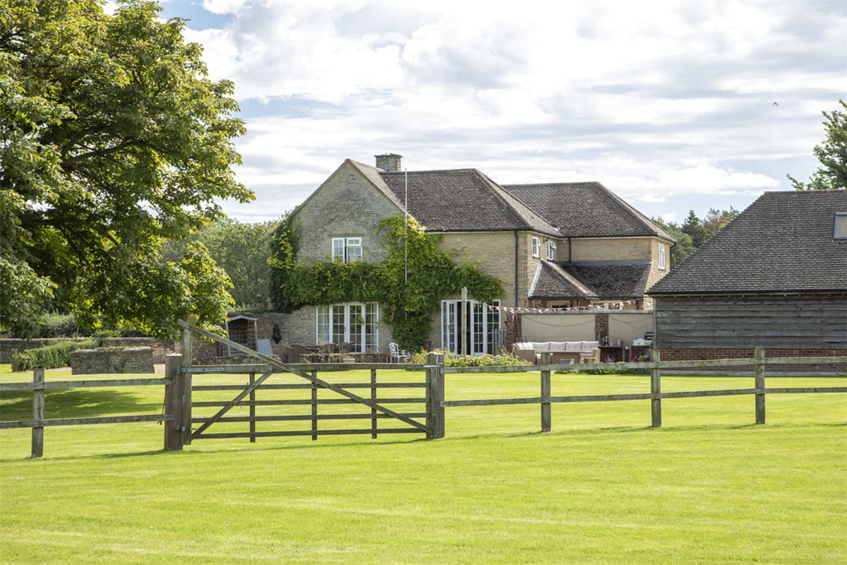 388.9 acres Land, Whitecross Green, Murcott OX5 - Sold