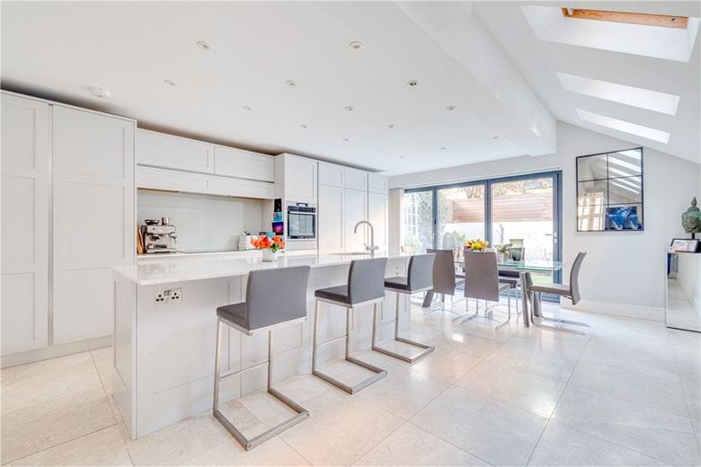5 bedroom house, Harbledown Road, London SW6 - Available