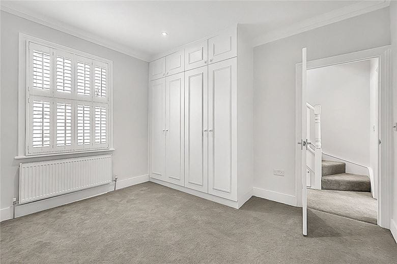 2 bedroom flat, Marville Road, London SW6 - Let Agreed