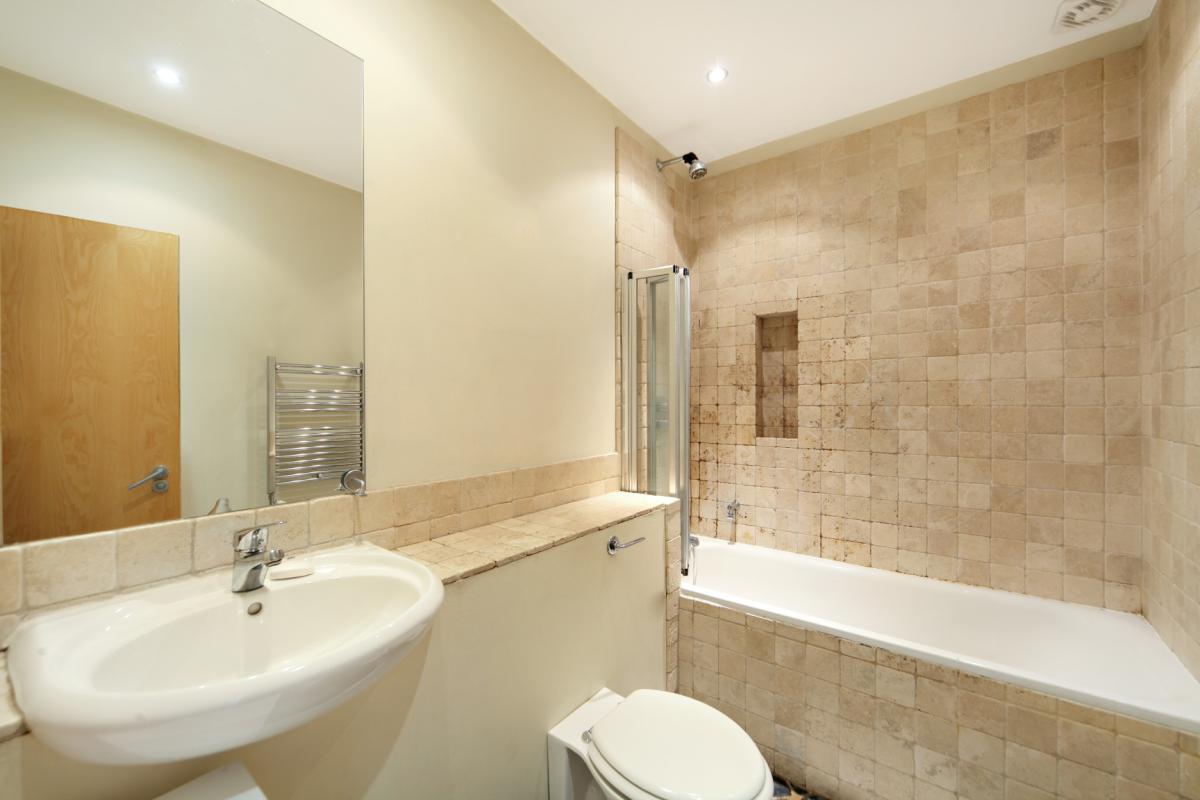 2 bedroom flat, Firth Gardens, London SW6 - Let Agreed