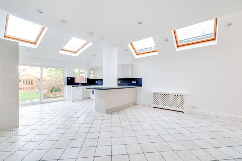 4 bedroom house, Lysia Street, London SW6