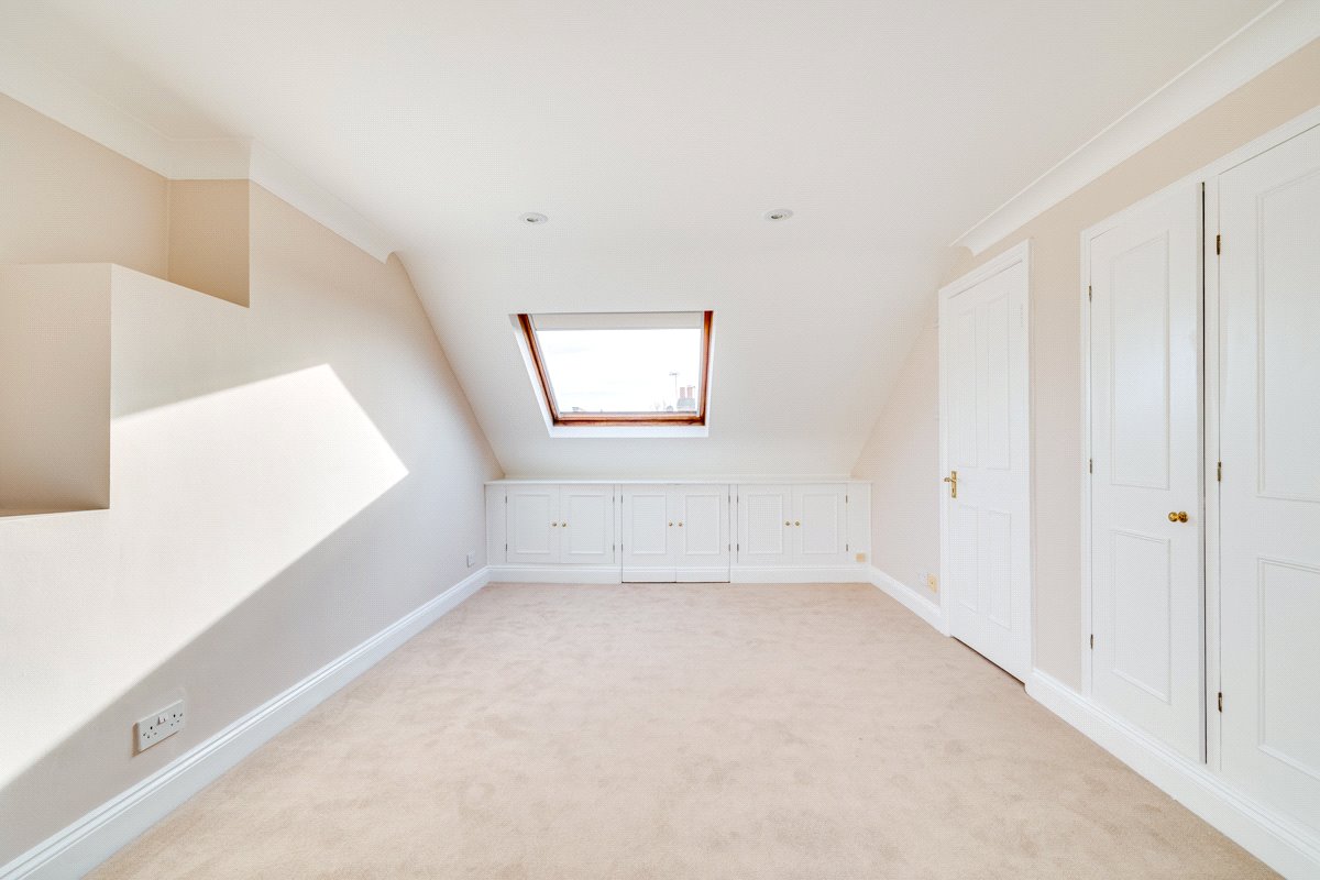 4 bedroom house, Lysia Street, London SW6