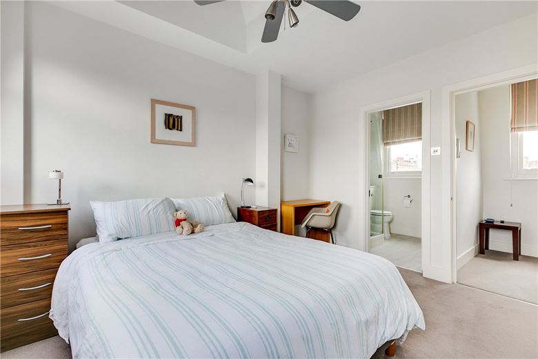 4 bedroom house, Kilmaine Road, London SW6