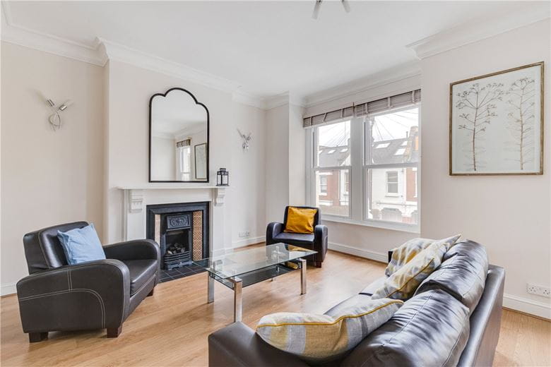 3 bedroom flat, Danehurst Street, London SW6 - Let Agreed